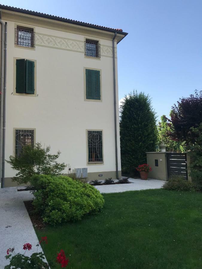 La Sosta Fuori Stazione Bed and Breakfast Brescello Eksteriør billede
